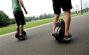 Airwheel Q3 self-balancing scooter