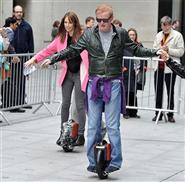 سكوتر كهربائي بعجلة مفردة