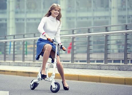  Электрический складной велосипед Airwheel E3 создает новый vogue.